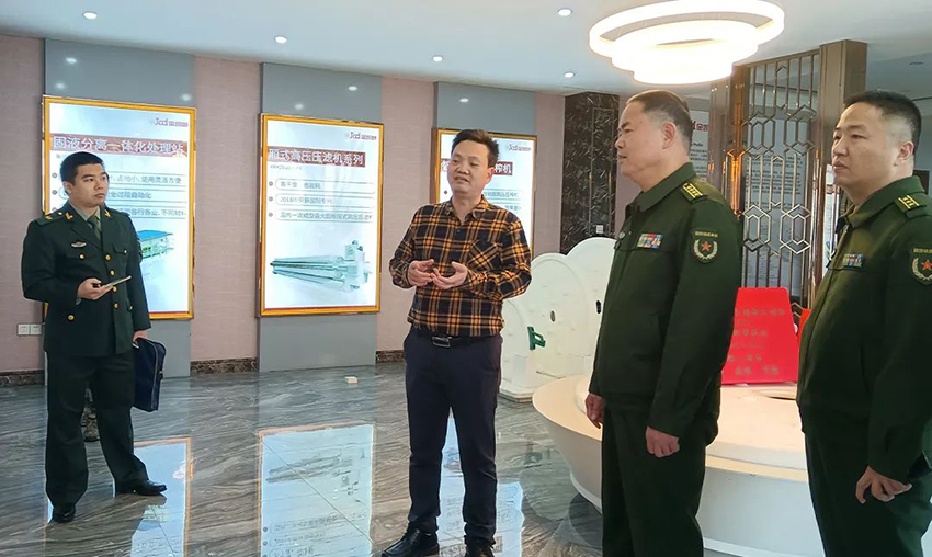 佛山军分区政委、禅城区委常委领导一行莅临久久麻豆免费视频调研指导工作